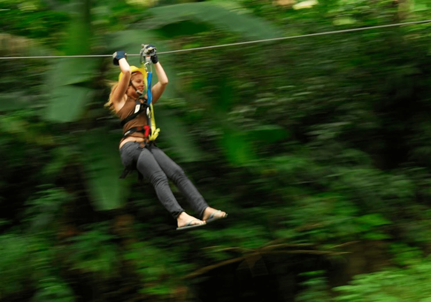 wow extreme activities on the zipline.  wow extreme activities.